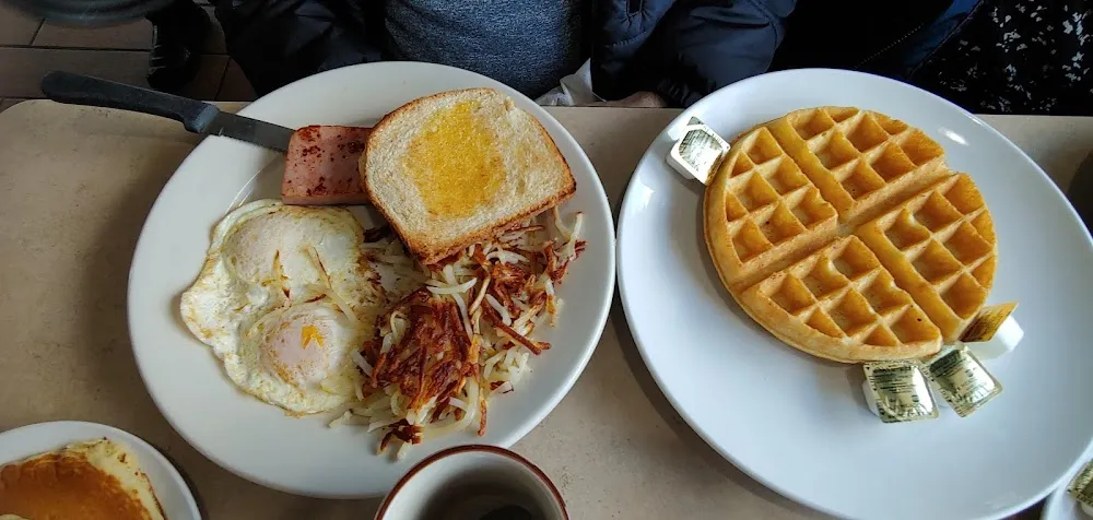 Eggs Hashbrowns